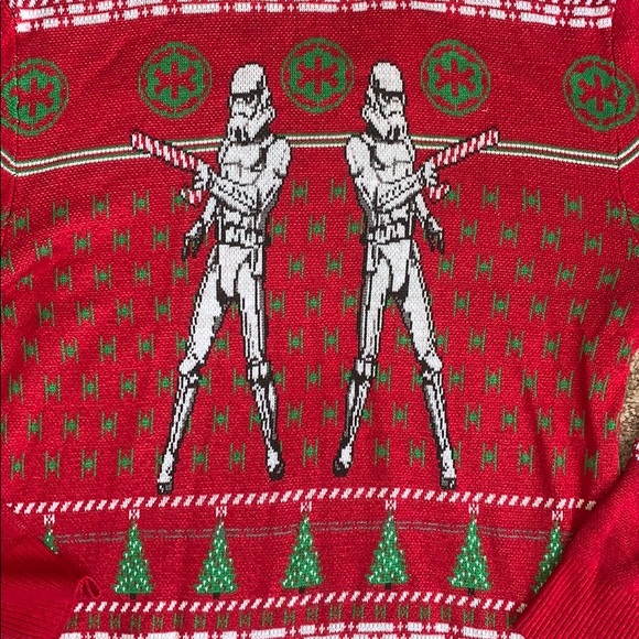 Starwars sweater - Picture 2 of 3